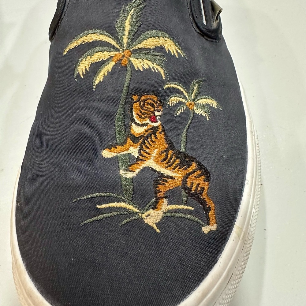 Vans Black Slip-On Shoes with Gold Tag - Picture 2 of 8
